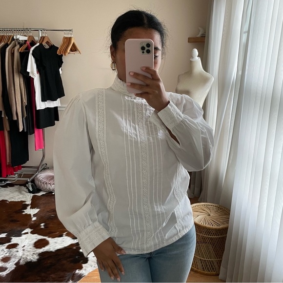 Vintage Tops - Circle Square Vintage White Cotton Embroidered Blouse Size 6